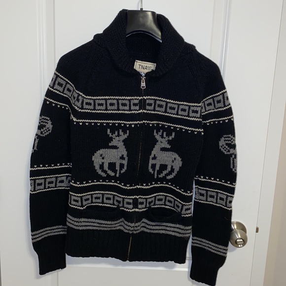 TNA Sweaters - Aritzia TNA Deer Sweater Full Zip Size large